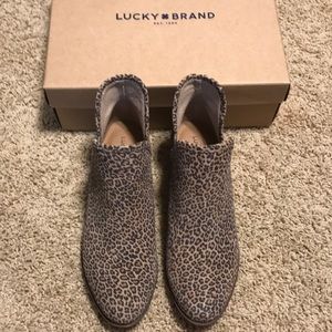 ⭐️ Like new LUCKY BRAND Leopard Ankle Boots 9 1/2